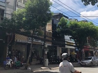 Nhà nguyên căn mặt tiền Đinh Tiên Hoàng, quận 1, DT 4X20m trệt 2 lầu S Nhà nguyên căn mặt tiền Đinh Tiên Hoàng, quận 1, DT 4X20m trệt 2 lầu S