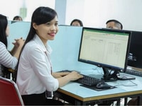 Tuyển gấp 02 nhân viên kế toán bán hàng tại chi nhánh Tuyển gấp 02 nhân viên kế toán bán hàng tại chi nhánh