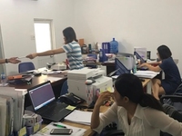 Cho thuê gấp văn phòng Mặt tiền Đinh Tiên Hoàng, phường 2. Q.BT Cho thuê gấp văn phòng Mặt tiền Đinh Tiên Hoàng, phường 2. Q.BT