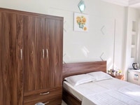 cần tuyển người phụ giúp việc nhà bao ăn ở cần tuyển người phụ giúp việc nhà bao ăn ở