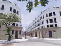 Bán căn góc hướng ĐN shophouse Thuận An central lake khu 31ha Bán căn góc hướng ĐN shophouse Thuận An central lake khu 31ha