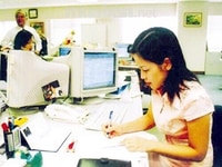 Công ty cần tuyển 02 nhân viên hành chính văn phòng Công ty cần tuyển 02 nhân viên hành chính văn phòng