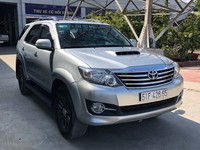 FORTUNER 2.5G sx 2016 NGUYÊN ZIN 1 ĐỜI CHỦ MUA MỚI FORTUNER 2.5G sx 2016 NGUYÊN ZIN 1 ĐỜI CHỦ MUA MỚI