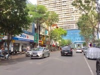 Bán nhà Trần Duy Hưng 50M2, 4 tầng, MT 6.3M, GIÁ 8.3 tỷ Cầu Giấy Bán nhà Trần Duy Hưng 50M2, 4 tầng, MT 6.3M, GIÁ 8.3 tỷ Cầu Giấy