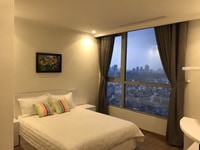 Càn ngươi giúp việc nhà bao ăn ở, sống đàng hoàng tử tế Càn ngươi giúp việc nhà bao ăn ở, sống đàng hoàng tử tế