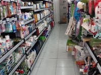 Cửa hàng cần tuyển gấp 3 nhân viên bán hàng Cửa hàng cần tuyển gấp 3 nhân viên bán hàng