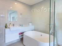 Nhà đẹp hẻm xe hơi 4 phòng ngủ 4 riêng 3 lầu ( 4 x 12m) Nhà đẹp hẻm xe hơi 4 phòng ngủ 4 riêng 3 lầu ( 4 x 12m)