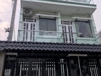 Nhà 2 lầu 1 trệt đang cho thuê 10 triệu/ tháng cần bán Nhà 2 lầu 1 trệt đang cho thuê 10 triệu/ tháng cần bán