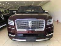 Bán xe Lincoln Navigator Black Label L sản xuất 2019 màu Đỏ Mận Bán xe Lincoln Navigator Black Label L sản xuất 2019 màu Đỏ Mận