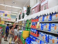 Siêu Thị - tuyển 02 Nam/nữ - sắp xếp hàng và bán hàng. Siêu Thị - tuyển 02 Nam/nữ - sắp xếp hàng và bán hàng.