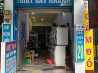 Nhà MT Đường Tôn Đản giá 160 triệu/m CN 90M2 Nhà MT Đường Tôn Đản giá 160 triệu/m CN 90M2