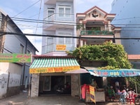 Sang nhượng lại nhà nguyên căn thuận tiện buôn bán, làm văn phòng Sang nhượng lại nhà nguyên căn thuận tiện buôn bán, làm văn phòng