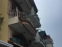 Nhà Phạm Tuấn Tài, DT 40m2, MT 4m, 4 tầng, 6,7 tỷ, ngõ thông, ô tô vào Nhà Phạm Tuấn Tài, DT 40m2, MT 4m, 4 tầng, 6,7 tỷ, ngõ thông, ô tô vào
