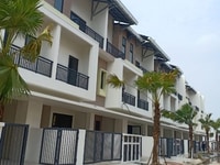 Bán giúp bạn căn nhà liền kề mới xây 3 tầng Bán giúp bạn căn nhà liền kề mới xây 3 tầng