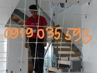 Thi công lưới an toàn cầu thang vách ngăn lưới giếng trời nằm đọc sách Thi công lưới an toàn cầu thang vách ngăn lưới giếng trời nằm đọc sách