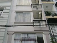 Cần bán gấp nhà sát bên khu chợ Hoàng Hoa Thám, DT gần 100m2 Cần bán gấp nhà sát bên khu chợ Hoàng Hoa Thám, DT gần 100m2