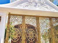 Cần tiền bán rẻ nhà trong chợ Trung Thành Cần tiền bán rẻ nhà trong chợ Trung Thành