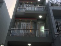 Bán Nhà 2 lầu 1 trệt 108m2 đường 25m chính chủ Bán Nhà 2 lầu 1 trệt 108m2 đường 25m chính chủ
