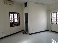 Cho thuê nhà 3 tầng mặt tiền Ngô Quyền 4 Pn . Tâng 1 trống suốt Cho thuê nhà 3 tầng mặt tiền Ngô Quyền 4 Pn . Tâng 1 trống suốt