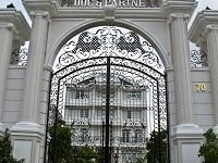 5,2x13,5m. DTCN 70m2. 2PN Lớn,1PK, 1NB với HXH Xuân Thủy được xây dựng 5,2x13,5m. DTCN 70m2. 2PN Lớn,1PK, 1NB với HXH Xuân Thủy được xây dựng