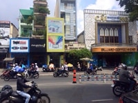 Cho thuê nhà 12 tầng mặt tiền Phan Xích Long P2 PN.DT sàn: 3350m2. Cho thuê nhà 12 tầng mặt tiền Phan Xích Long P2 PN.DT sàn: 3350m2.