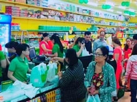 Cần tuyển nhân viên bán hàng tại siêu thị Cần tuyển nhân viên bán hàng tại siêu thị