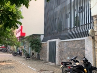 Bán gấp nhà mặt phố Trần Vĩ, Quận Cầu Giấy. DT 550M, Mt 25M Bán gấp nhà mặt phố Trần Vĩ, Quận Cầu Giấy. DT 550M, Mt 25M