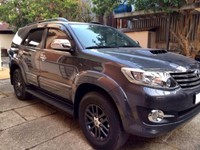 Bán xe Toyota Fortuner 2.5G số sàn 2015 máy dầu, màu xám Bán xe Toyota Fortuner 2.5G số sàn 2015 máy dầu, màu xám