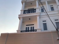 Bán 2 căn nhà mặt tiền đường lý tế xuyên, linh đông dt 5.5 x24 ,3 lầu Bán 2 căn nhà mặt tiền đường lý tế xuyên, linh đông dt 5.5 x24 ,3 lầu