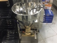Máy làm thịt viên chiên,máy làm viên thịt chả cá,máy tạo viên thịt Máy làm thịt viên chiên,máy làm viên thịt chả cá,máy tạo viên thịt
