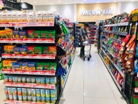 Cửa hàng bách hóa tổng hợp cần 3 bạn nam nữ bán hàng tại quầy Cửa hàng bách hóa tổng hợp cần 3 bạn nam nữ bán hàng tại quầy