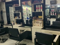 Không người trông coi , salon mới 90% mới hoạt động 7 tháng . Không người trông coi , salon mới 90% mới hoạt động 7 tháng .