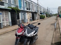 Cho thuê nhà nguyên căn 2,5tr/tháng 1 trệt 1 lầu 2 PN Cho thuê nhà nguyên căn 2,5tr/tháng 1 trệt 1 lầu 2 PN