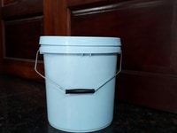Chuyên cung cấp các loại thùng nhựa, xô nhựa 5 lít, 10 lít, 20 lít.... Chuyên cung cấp các loại thùng nhựa, xô nhựa 5 lít, 10 lít, 20 lít....
