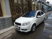 Bán Chevrolet Aveo 2017 số sàn trắng thể thao rất mới. Bán Chevrolet Aveo 2017 số sàn trắng thể thao rất mới.