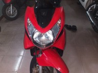 Bán xe Suzuki Hayate màu đỏ đen xe rất mới, biển số thành phố.7t2 Bán xe Suzuki Hayate màu đỏ đen xe rất mới, biển số thành phố.7t2