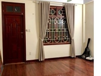 Bán nhà lô góc, Nguyễn Văn Cừ, Long Biên, Hà Nội, 45m2. Giá 2.4 tỷ Bán nhà lô góc, Nguyễn Văn Cừ, Long Biên, Hà Nội, 45m2. Giá 2.4 tỷ