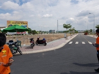 Bán đất Phú Hồng Thịnh, giai đoạn 4 giá chỉ 28tr/m thổ cư 100% Bán đất Phú Hồng Thịnh, giai đoạn 4 giá chỉ 28tr/m thổ cư 100%