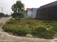 Lô góc 2 mặt tiền 300m2 tiện KD sát QL13 view kênh sinh thái, Sân banh Lô góc 2 mặt tiền 300m2 tiện KD sát QL13 view kênh sinh thái, Sân banh
