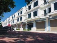 Bán nhà mặt phố trục Đại lộ Lê lợi kéo dài đi quốc lộ 47 Bán nhà mặt phố trục Đại lộ Lê lợi kéo dài đi quốc lộ 47