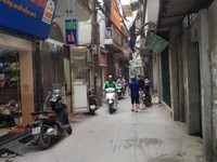 Nhà Thanh Nhàn kinh doanh sầm uất DT 42m2 mặt tiền khủng Nhà Thanh Nhàn kinh doanh sầm uất DT 42m2 mặt tiền khủng