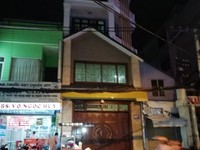 Bán gấp nhà mt đường Hoàng Văn Thụ đang thu nhập 5000usd , Phú Nhuận. Bán gấp nhà mt đường Hoàng Văn Thụ đang thu nhập 5000usd , Phú Nhuận.