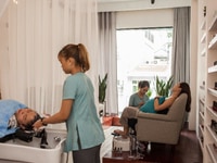 Tuyển Gấp Thợ Gội Đầu, Làm Móng Thu Nhập 12 Triệu Tuyển Gấp Thợ Gội Đầu, Làm Móng Thu Nhập 12 Triệu