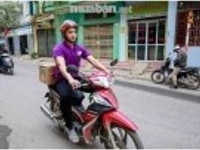 Tuyển nhân viên giao hàng bằng xe máy Tuyển nhân viên giao hàng bằng xe máy