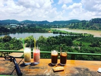 Sang nhượng quán cafe mặt hồ Hoàng Cầu 16tr/tháng. Sang nhượng quán cafe mặt hồ Hoàng Cầu 16tr/tháng.