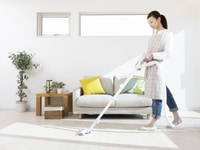 Gia đình tôi đang cần tìm gấp một bạn giúp việc biết chút tiến Hoa Gia đình tôi đang cần tìm gấp một bạn giúp việc biết chút tiến Hoa