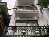 Bán nhà 5 tầng phố hoàng ngân, kinh doanh, vỉa hè rộng, ngõ thông Bán nhà 5 tầng phố hoàng ngân, kinh doanh, vỉa hè rộng, ngõ thông