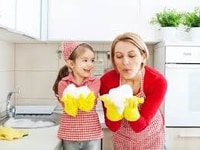 Yêu trẻ, khéo chăm trẻ gọn gàng sạch sẽ, biết sắp xếp công việc Yêu trẻ, khéo chăm trẻ gọn gàng sạch sẽ, biết sắp xếp công việc