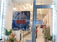 Shop thời trang nữ mặt phố Nguyễn Trãi, Thanh Xuân. DT 60m2, MT 3.5m Shop thời trang nữ mặt phố Nguyễn Trãi, Thanh Xuân. DT 60m2, MT 3.5m