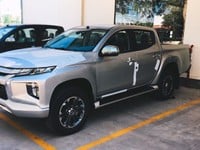 Mitsubishi TRITON dòng xe bán tải tiết kiệm nhiên liệu và mạnh mẽ Mitsubishi TRITON dòng xe bán tải tiết kiệm nhiên liệu và mạnh mẽ